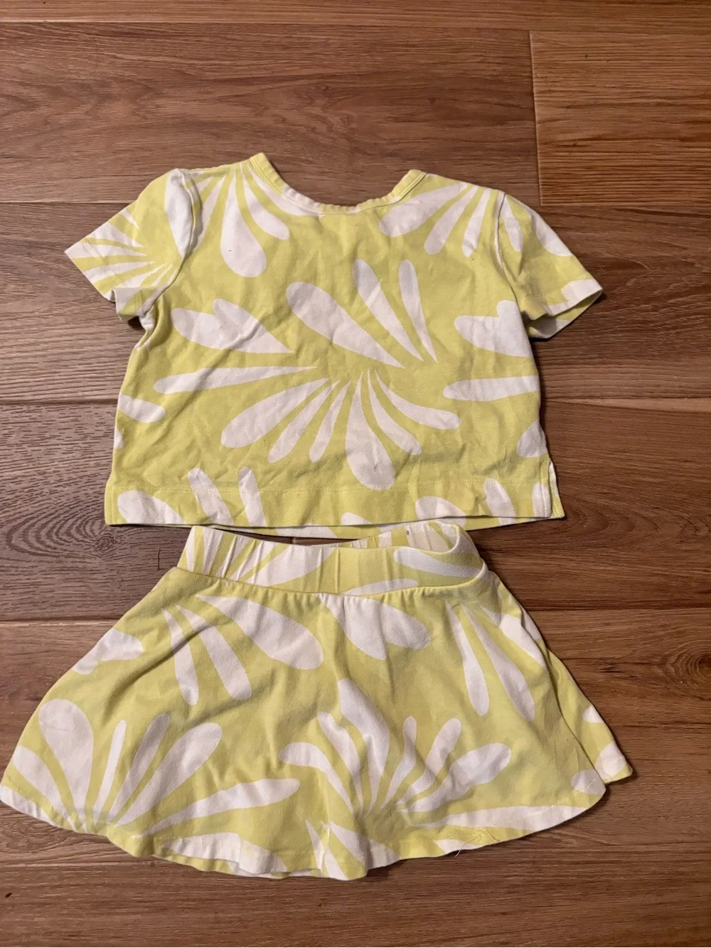 Gap Girls Yellow and White Floral Two-Piece Skort Set